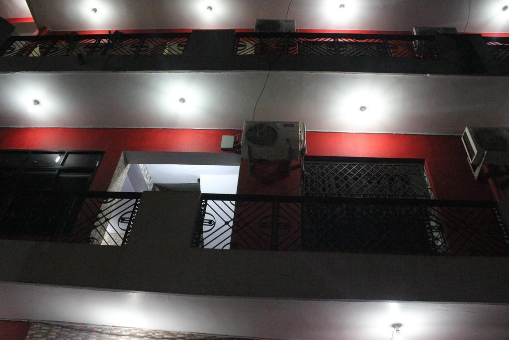 Hotel Kanishka 瓦拉纳西 外观 照片